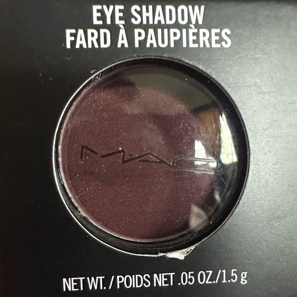 💕💕 SKETCH VELVET a MAC EYESHADOW. RETAIL $25. **NEW: 50% OFF RETAIL. LMTD Qty!** - Picture 9 of 9